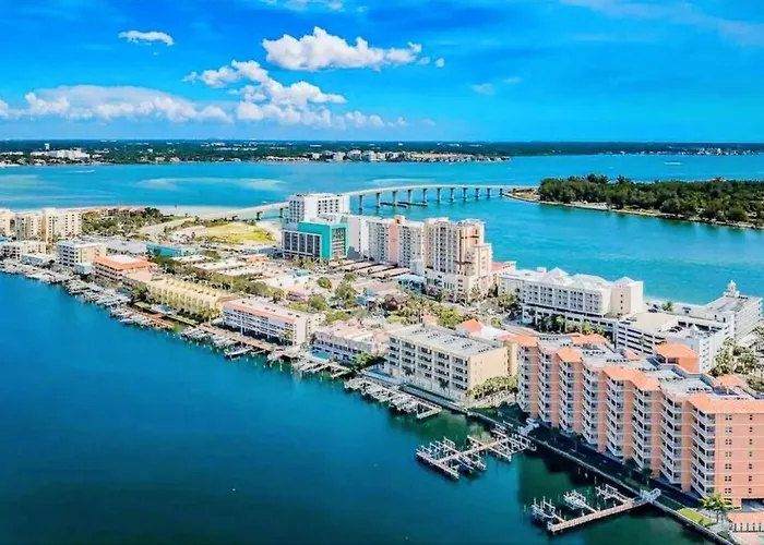 Apartment Luxury 5 Star Waterfront 3 Bdr 2 Bath Pool Hot-tub Panoramic Gulf And Intracoastal Waterway Views *