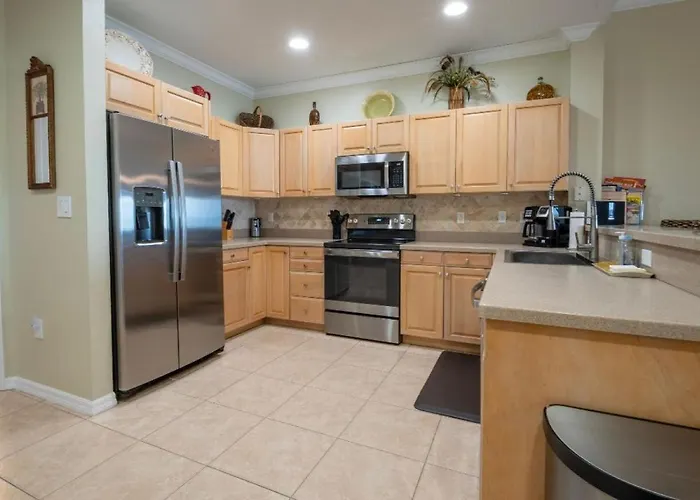 Luxury 5 Star Waterfront 3 Bdr 2 Bath Pool Hot-tub Panoramic Gulf And Intracoastal Waterway Views Apartment *