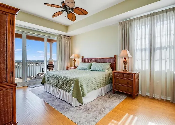 Apartment Luxury 5 Star Waterfront 3 Bdr 2 Bath Pool Hot-tub Panoramic Gulf And Intracoastal Waterway Views