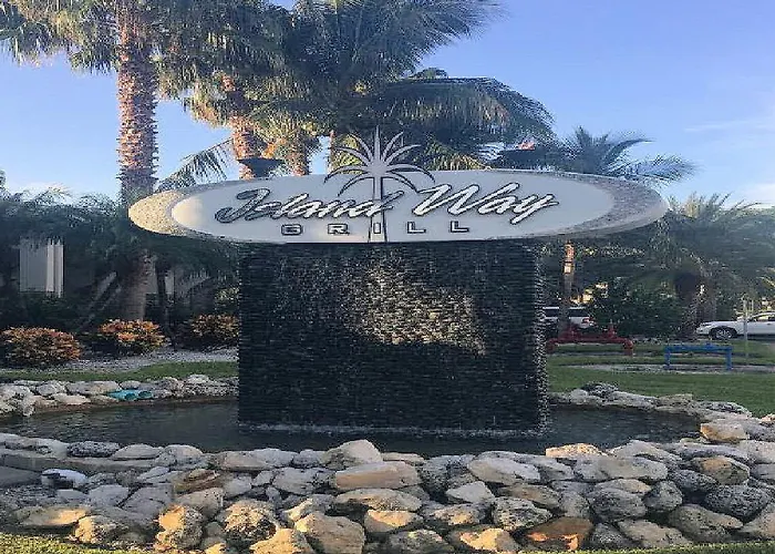Apartment Luxury 5 Star Waterfront 3 Bdr 2 Bath Pool Hot-tub Panoramic Gulf And Intracoastal Waterway Views