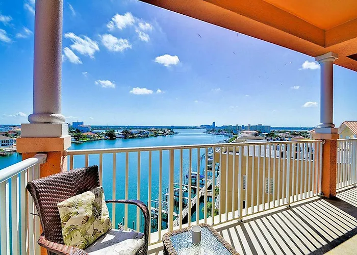 Luxury 5 Star Waterfront 3 Bdr 2 Bath Pool Hot-tub Panoramic Gulf And Intracoastal Waterway Views Apartment Clearwater Beach